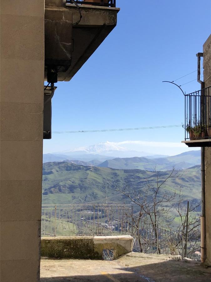 Verso Est Petralia Soprana Exterior foto